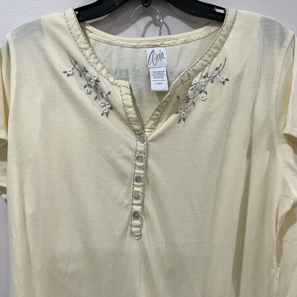 Women's Aria Yellow Floral Pajama Set Capri Pants Sz Large Soft Jersey Cottage